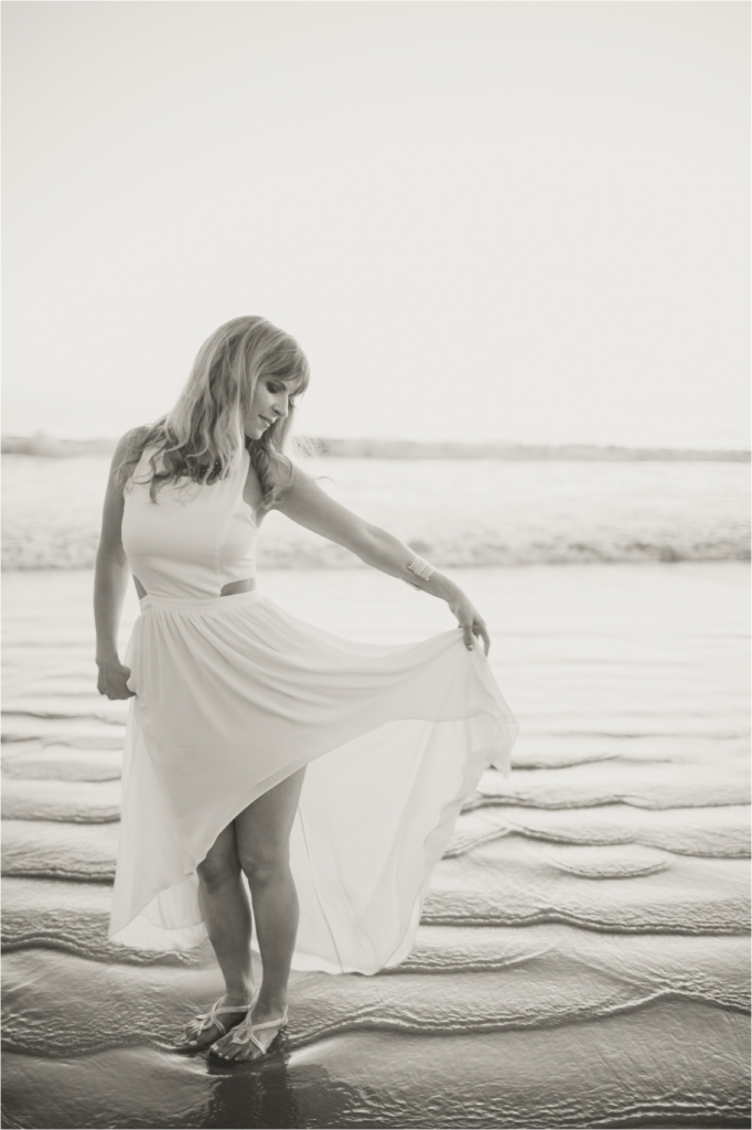 Lily Ro Photography - Venice Canals Engagement Session